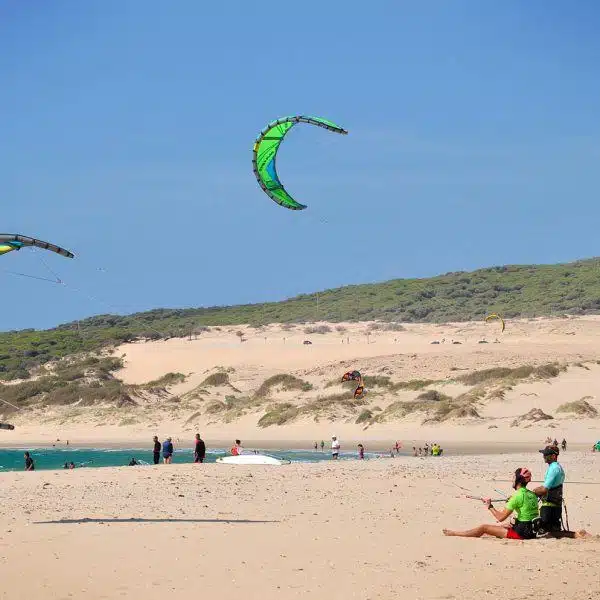 Kite control semi-private class. Main kitespot valdevaqueros beach. Tarifa.