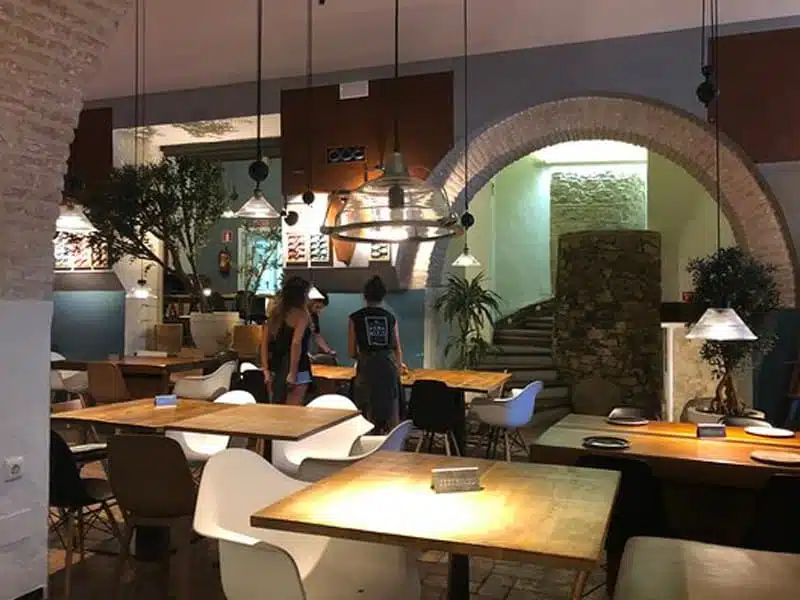 Silos 19 restaurant fusion à Tarifa