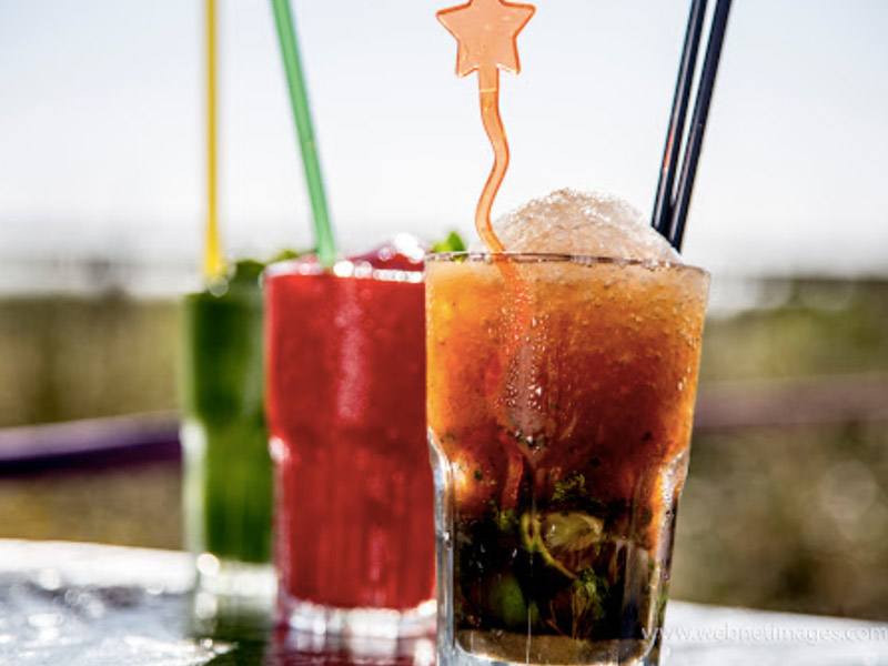 Agua-Beach-Bar-Cocktails-Tarifa-los-lances