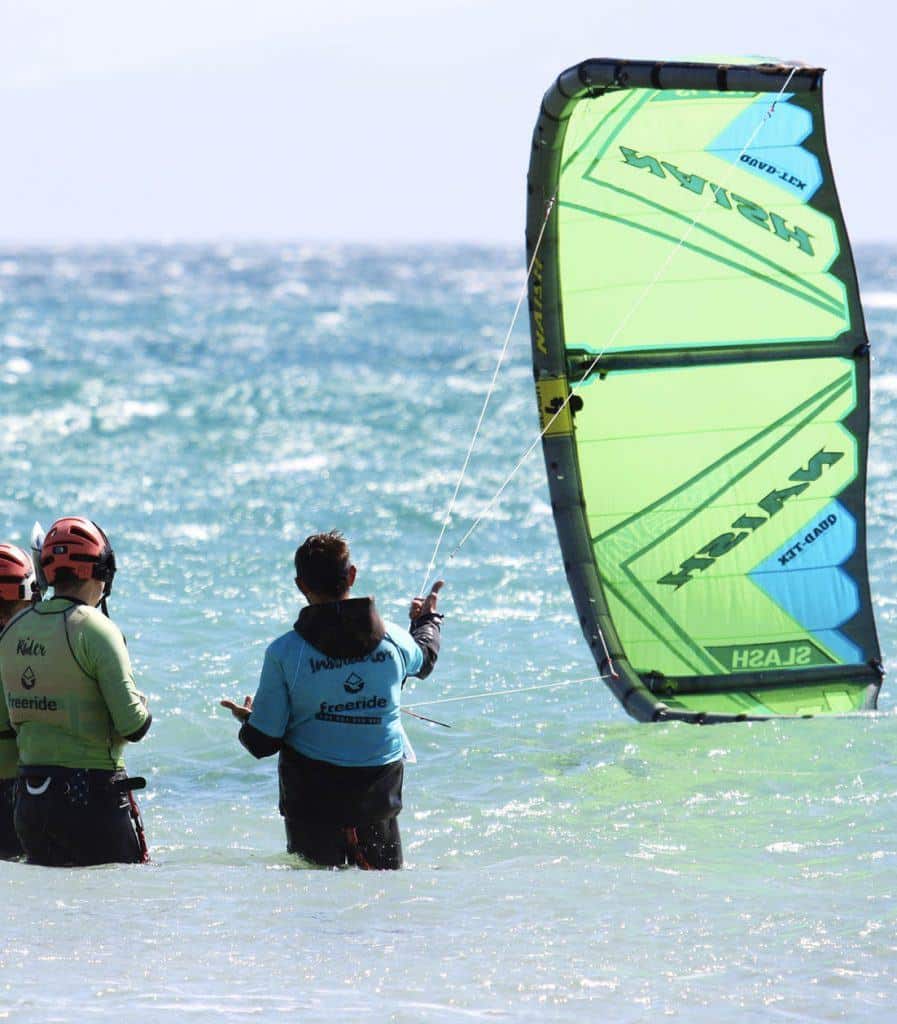 learn how to relaunch the kite in the water