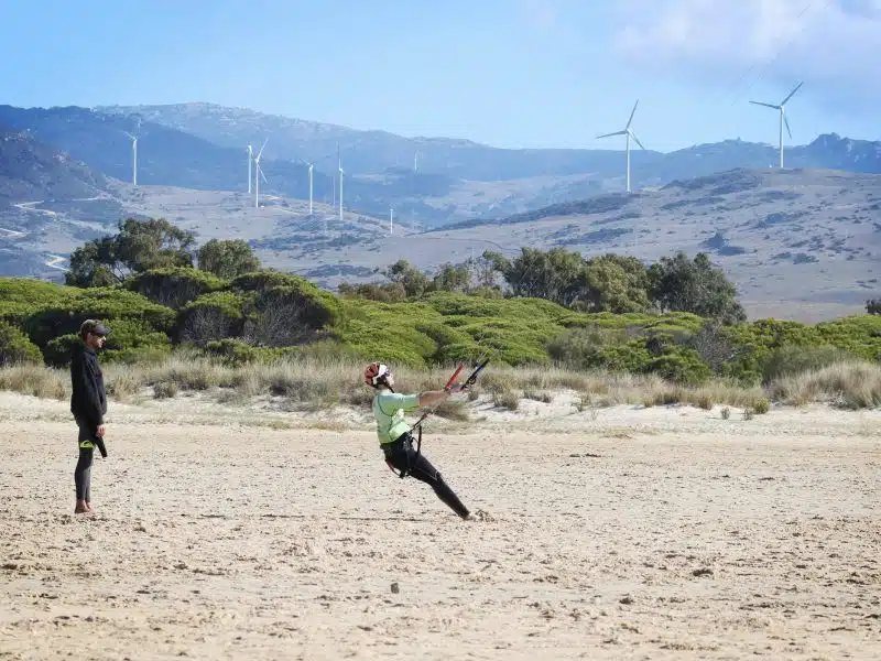 Cours de kitesurf debutant, plage de Los lances Norte