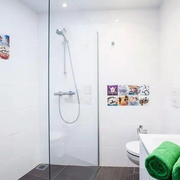 Shared bathroom in hostel Tarifa