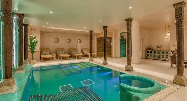 Indoor pool for the circuit Spa at Hotel Spa Residencia Puerto
