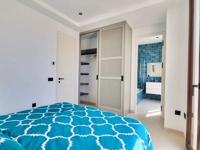 dormitorio doble en suite con baño apartamento la Vista