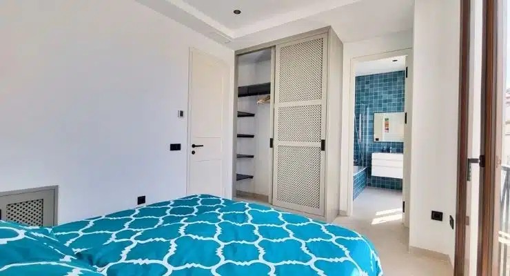 apartamento nuevo con dormitorio y su baño en alquiler vacacional en Tarifa