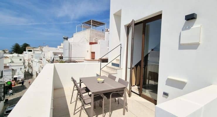 duplex avec cuisine et terrasse vue mer dans le centre de Tarifa